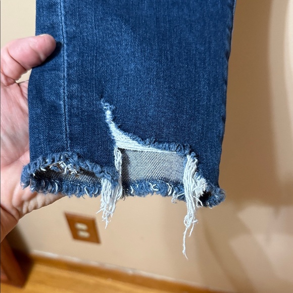 LOFT Midnight Blue Cropped Jeans - Picture 8 of 9